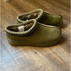 UGG Tasman Slippers